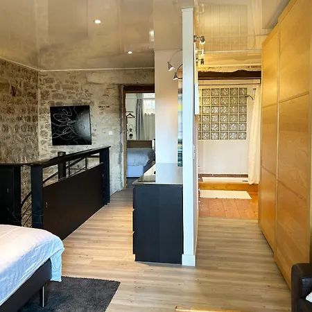 Authentique Et Architecturale - Centre Villa *
