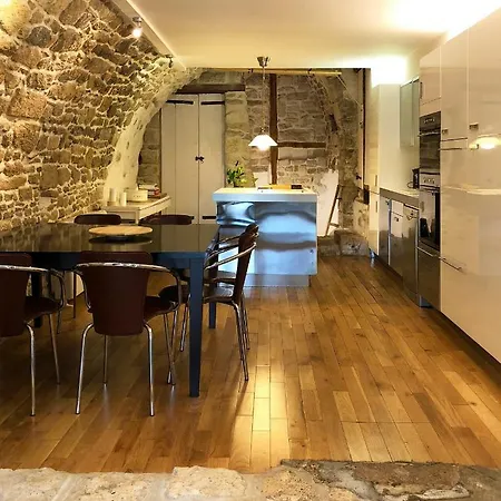 Authentique Et Architecturale - Centre Villa