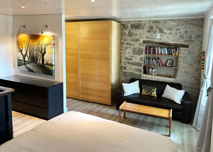 Authentique Et Architecturale - Centre * Forcalquier