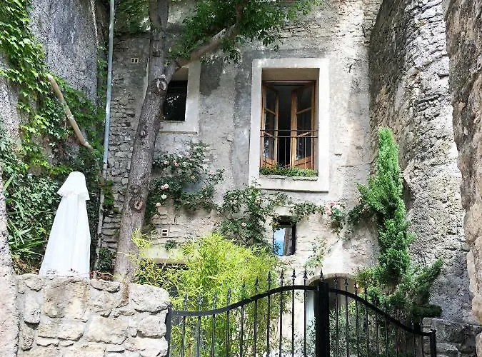 Authentique Et Architecturale - Centre Villa *